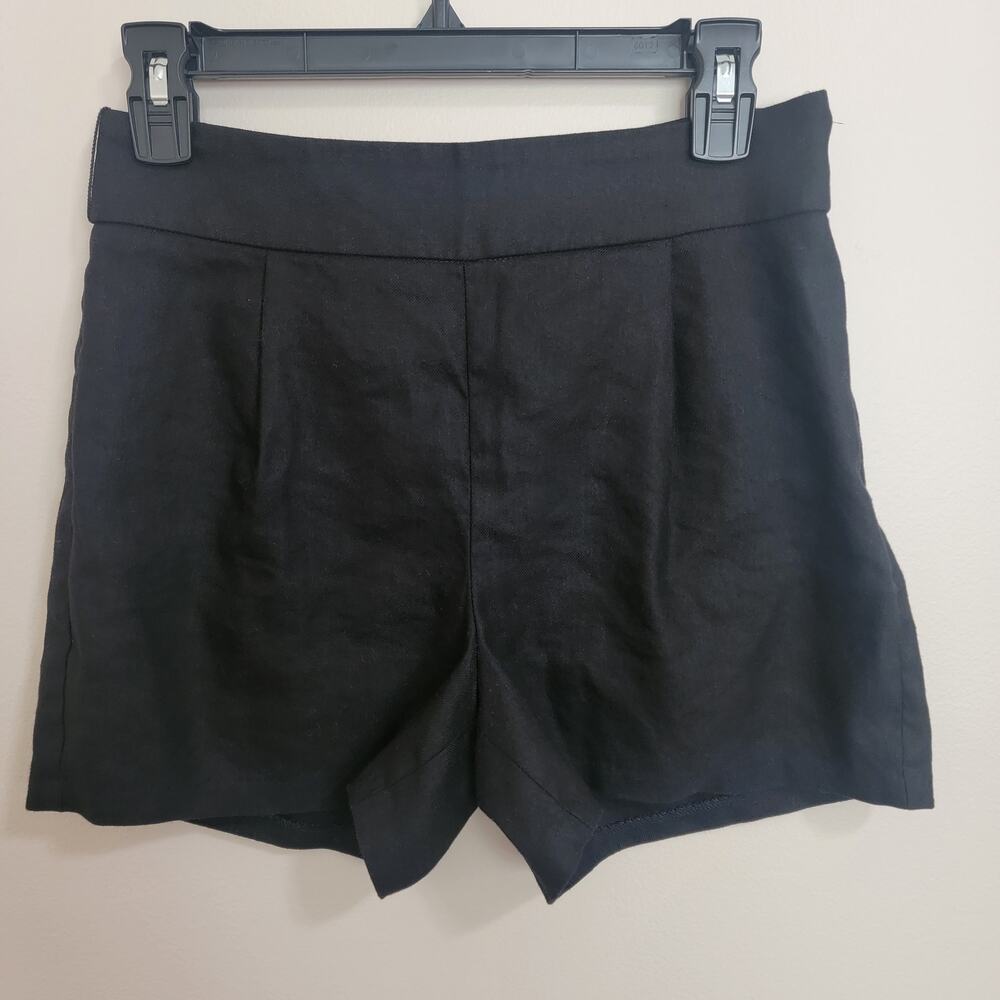 Express Black Midi High Rise Dress Shorts Size 4